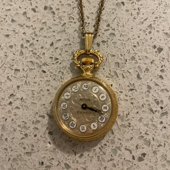 Vintage Avon Jewelry - Picture 5 of 6